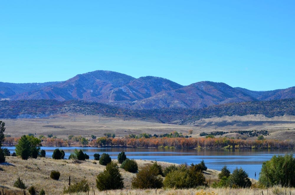 Located just south of Littleton, about 45 minutes south of Denver, Chatfield State Park is a 5,800-acre nature preserve and recreation area situated around the Chatfield Reservoir.